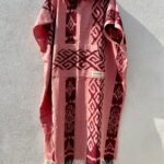 Colourful surf ponchos crafted from lightweight, quick-dry fabrics. Designed for surfers, travelers and beach lovers.